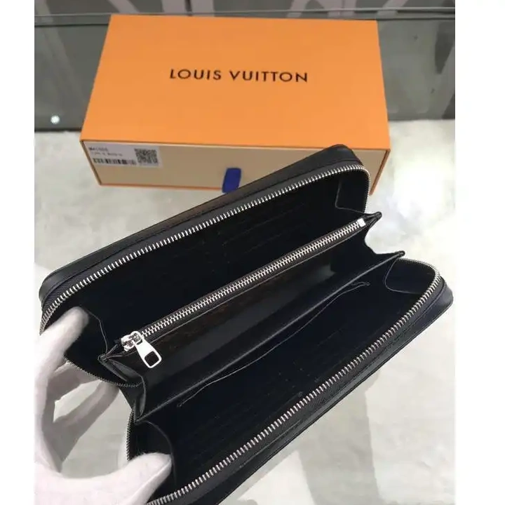 Brother sam 19T1L0573 LV Bags 0815